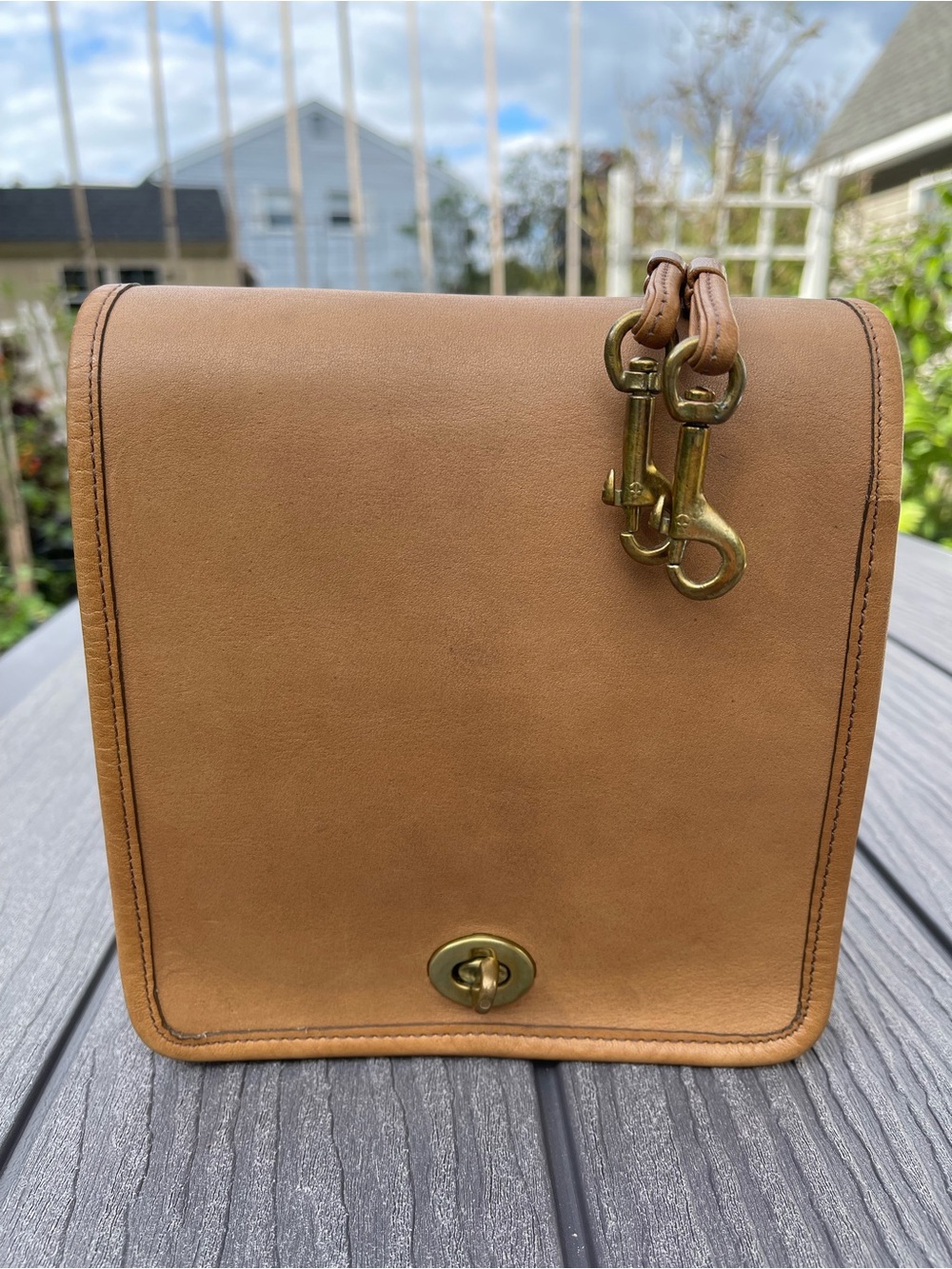 Vintage Coach bag ( compact pouch with detachable strap)